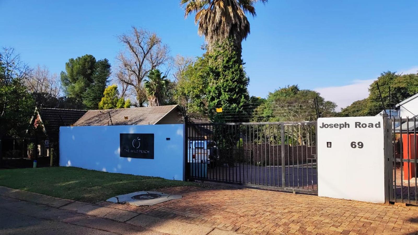 野生桃子酒店 Pretoria-Noord 外观 照片